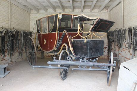 Mount Vernon carriage