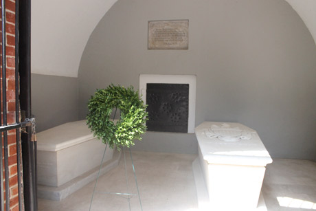 Mount Vernon tomb