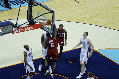 LeBron James dunk