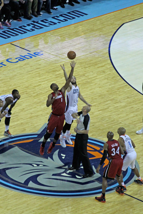 Bosh Tipoff