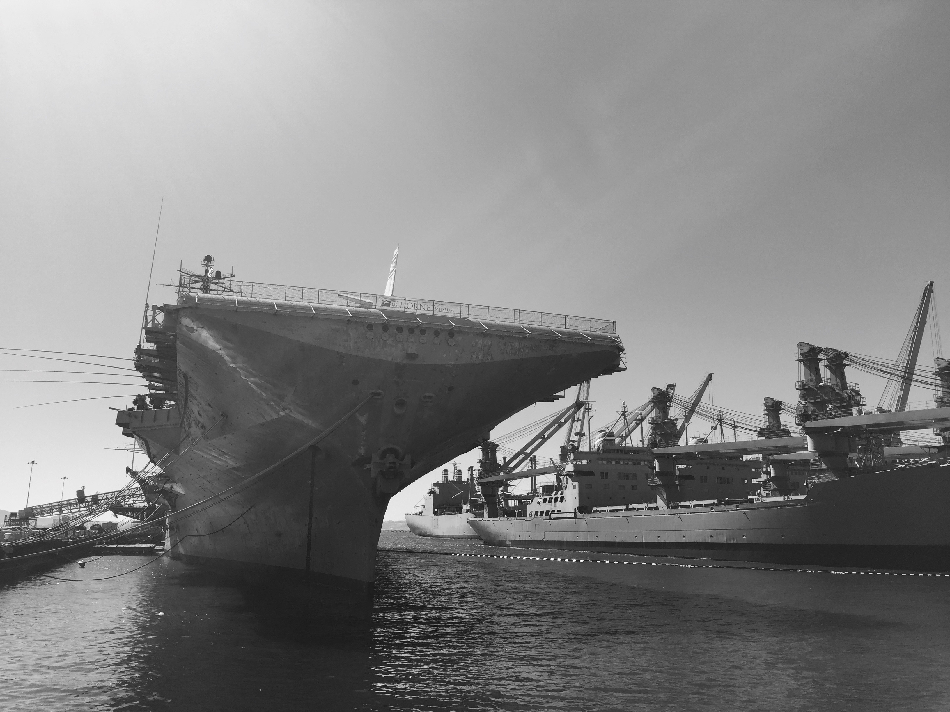 USS_Hornet_Alameda_California